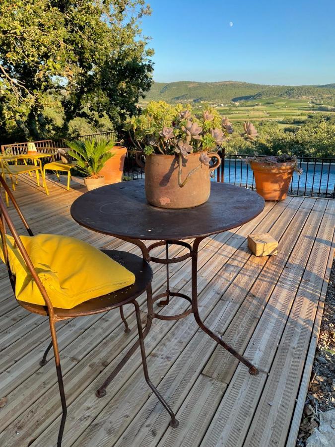 Bed and Breakfast Le Petit Mas Vogue Exterior foto