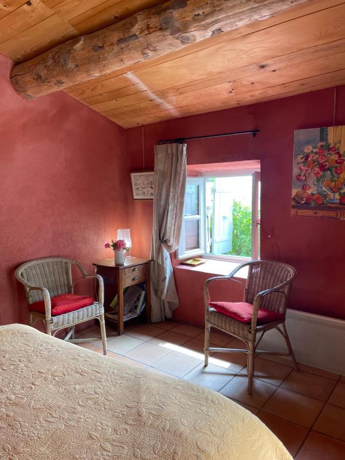 Bed and Breakfast Le Petit Mas Vogue Exterior foto