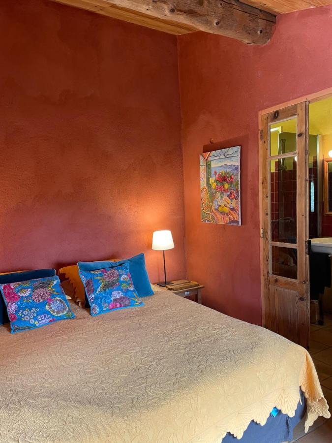 Bed and Breakfast Le Petit Mas Vogue Exterior foto