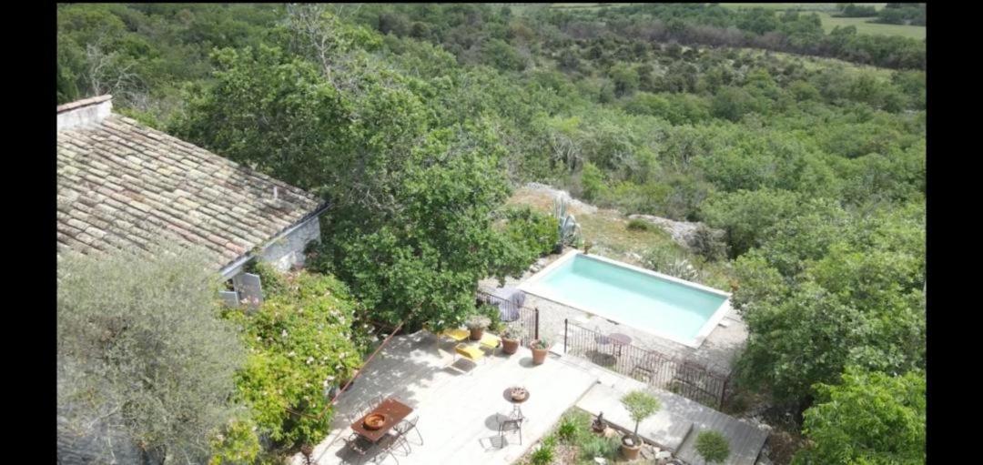 Bed and Breakfast Le Petit Mas Vogue Exterior foto